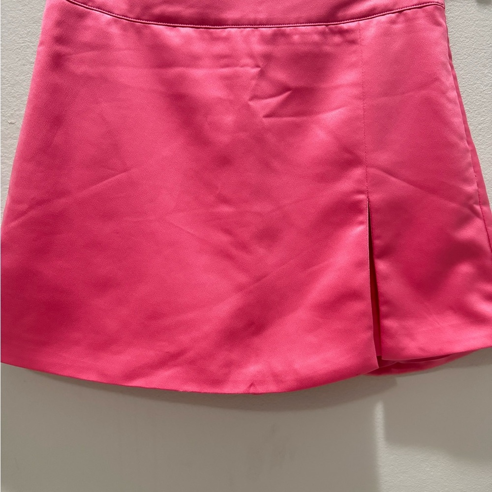 Elegant Pink Women's Skort